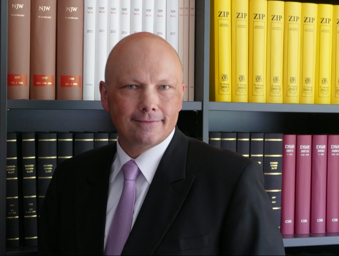 Porträtfoto von Dr. Erich Waclawik